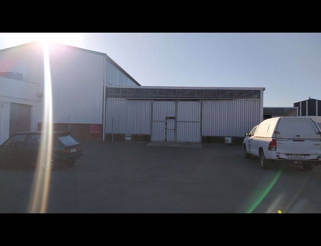 400M² WAREHOUSE TO LET IN EPPING INDUSTRIAL